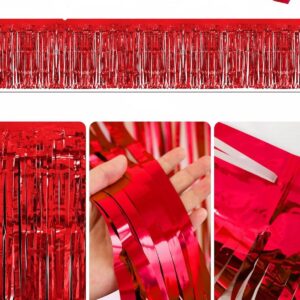 Kırmızı masa eteği