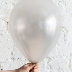 10 Adet Beyaz Metalik Balon – Şık ve Parlak Dekorasyon